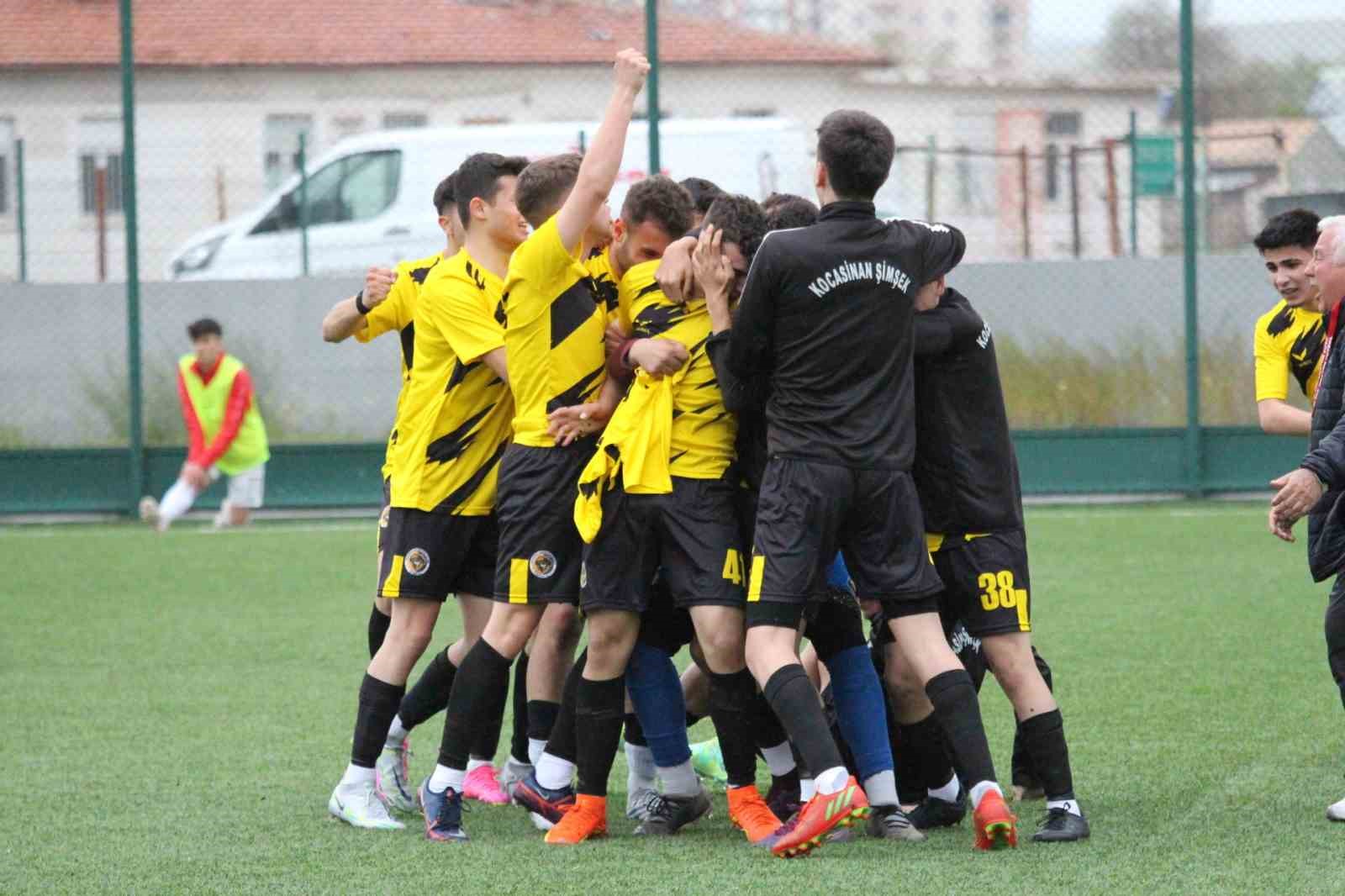 KOCASİNAN ŞİMŞEKSPOR U18 TAKIMI KAYSERİ ŞAMPİYONU OLDU.