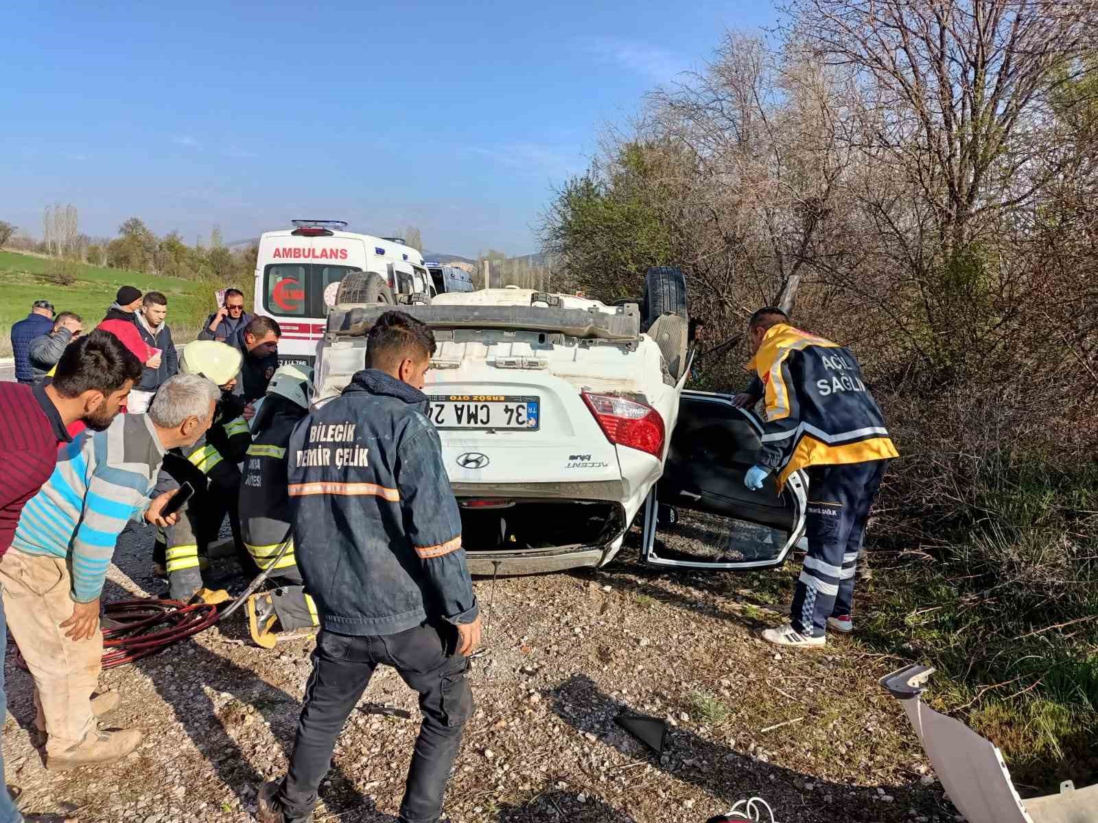 KONYA’NIN HÜYÜK İLÇESİNDE KONTROLDEN ÇIKAN OTOMOBİLİN TAKLA ATARAK DEVRİLMESİ SONUCU