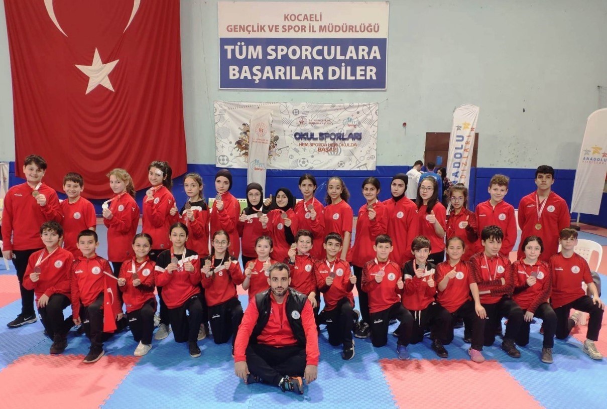 TÜRKİYE ÇOCUKLAR KARATE ŞAMPİYONASI İL SEÇMELERİNE 31 SPORCU İLE KATILAN