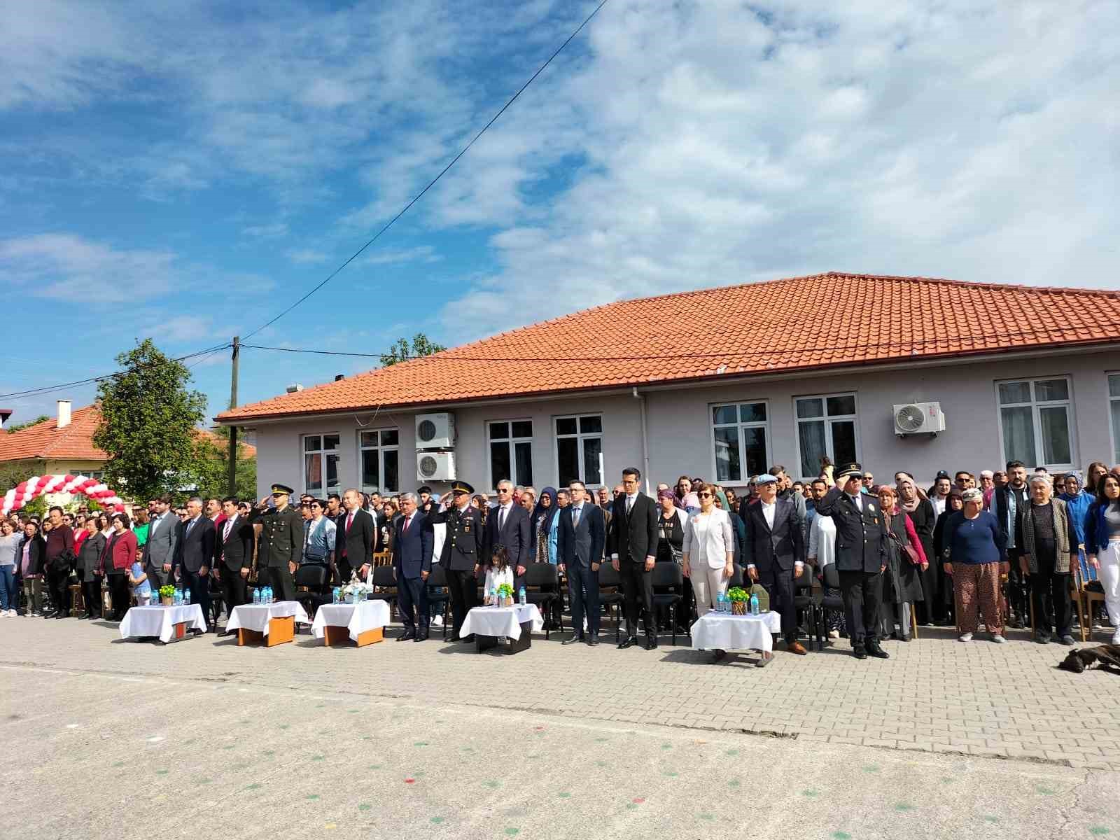 KÖYCEĞİZ’DE 23 NİSAN COŞKUYLA KUTLANDI