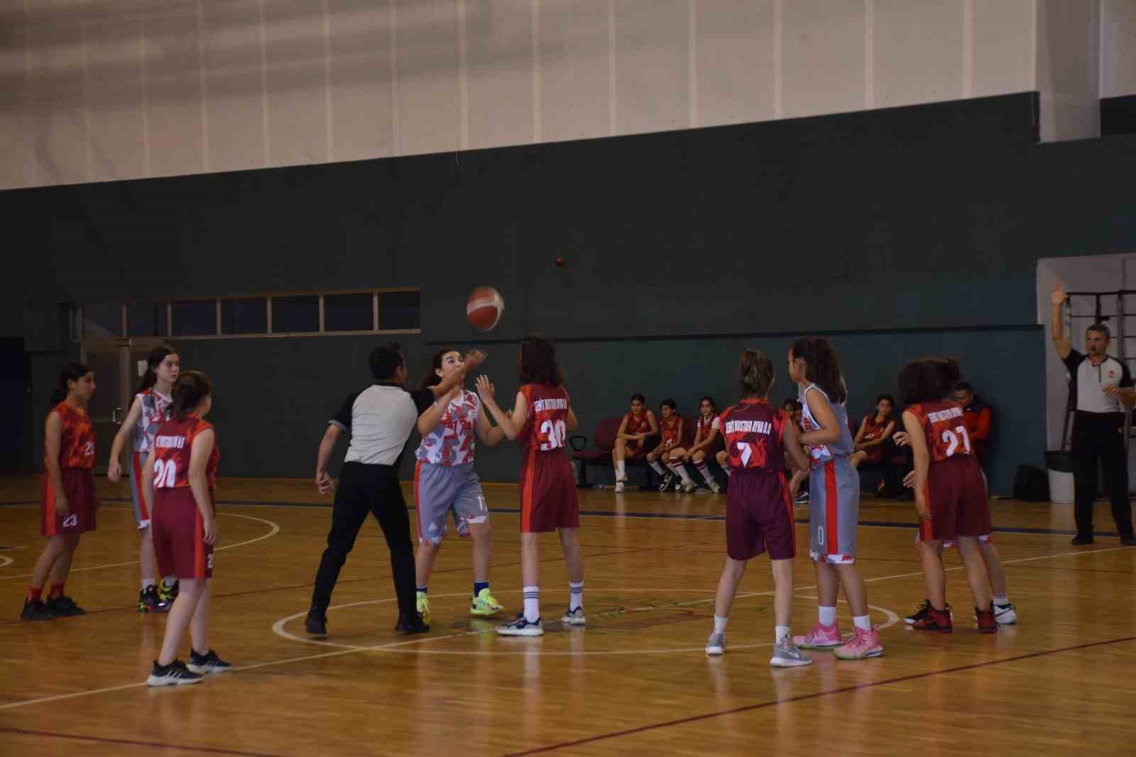 MUĞLA GENÇLİK VE SPOR İL MÜDÜRLÜĞÜ ORGANİZASYONUNDA OKUL SPORLARI BASKETBOL