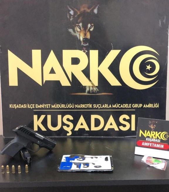 AYDIN'IN KUŞADASI İLÇESİNDE POLİS EKİPLERİ TARAFINDAN GERÇEKLEŞTİRİLEN ÇALIŞMALAR ÇERÇEVESİNDE ŞÜPHE