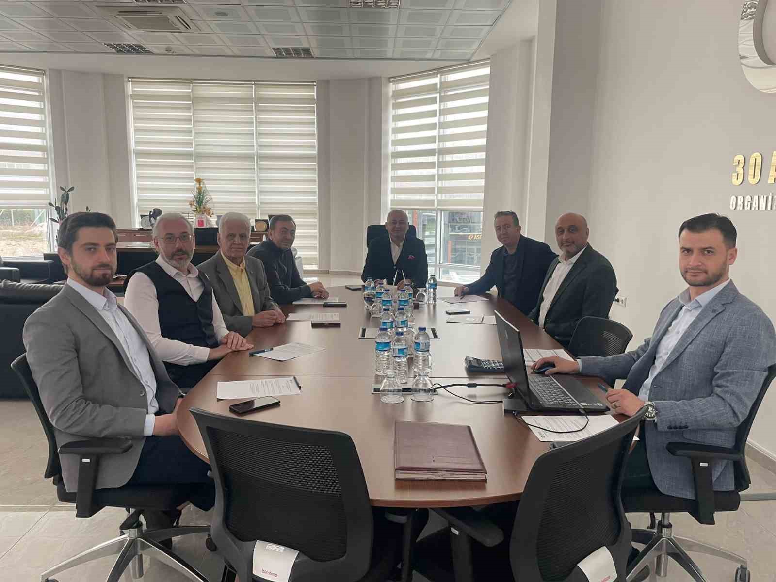 KÜTAHYA 30 AĞUSTOS OSB’DE YÖNETİM KURULU TOPLANTISI