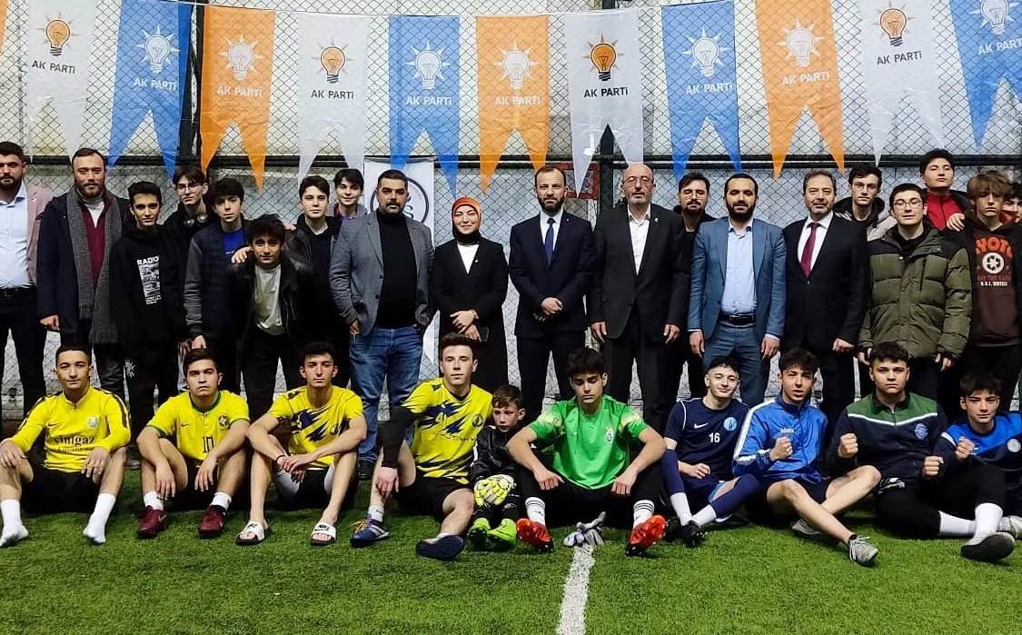 KÜTAHYA AK GENÇLİKTEN LİSELER ARASI FUTBOL TURNUVASI