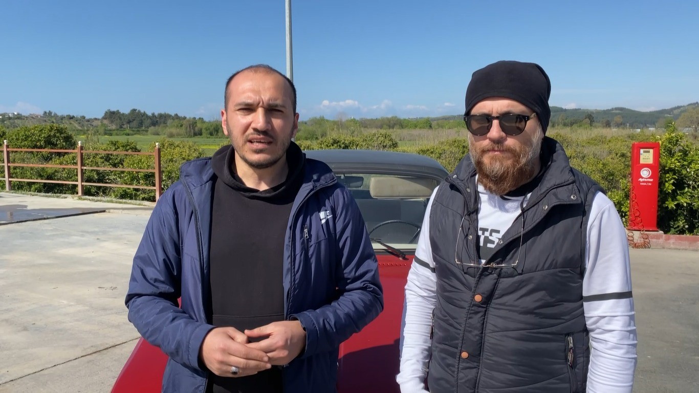 KÜTAHYA'DA 1975 MODEL ANADOL MARKA OTOMOBİL MEZATTA SATILDI