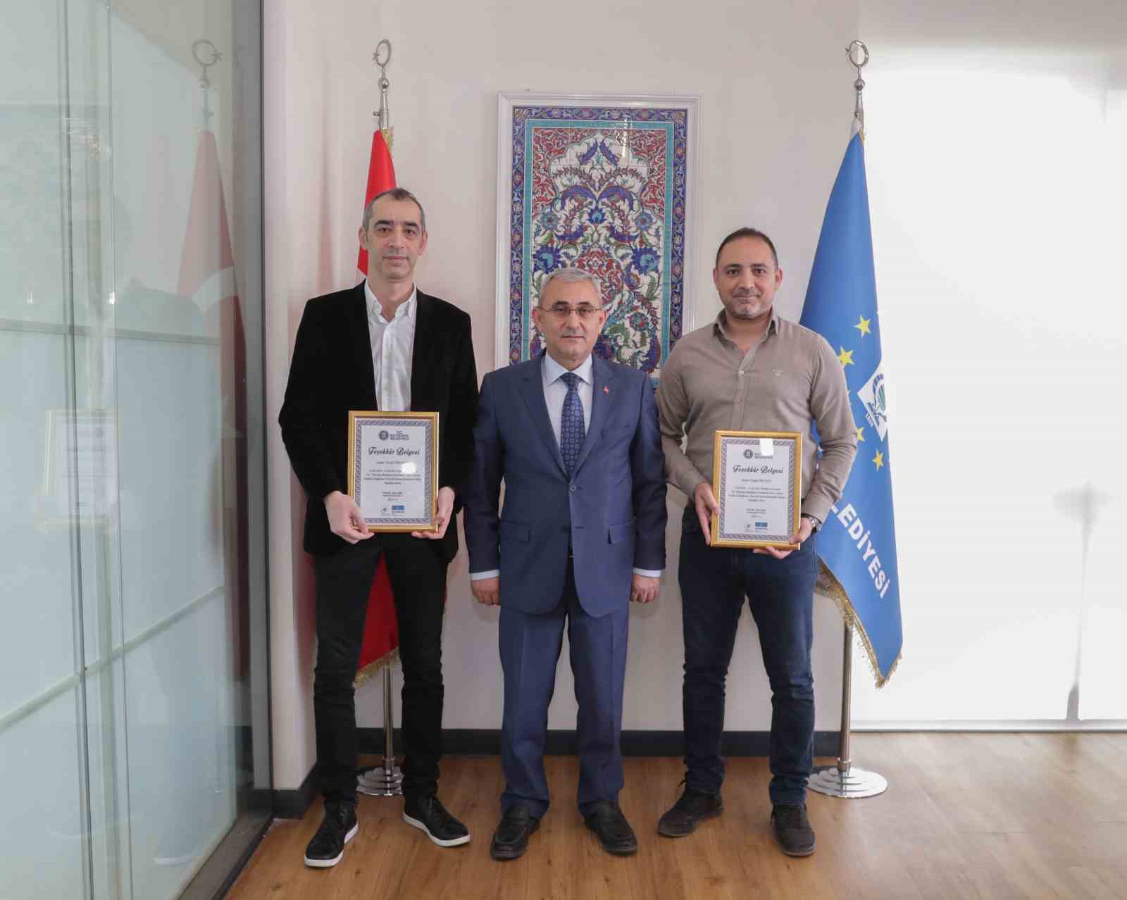 KÜTAHYA'DA SÖKMEN VE MUSLU'YA TEŞEKKÜR BELGESİ