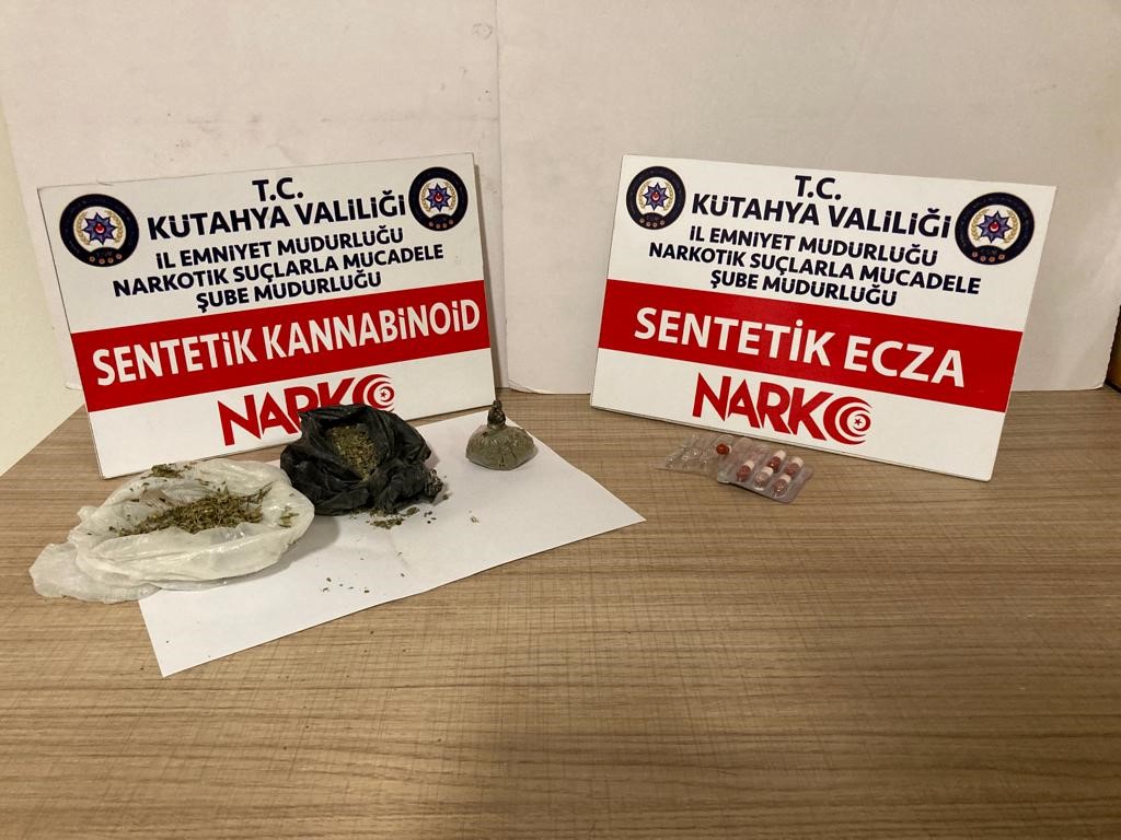 KÜTAHYA’DA UYUŞTURUCU OPERASYONLARINDA 2 GÖZALTI