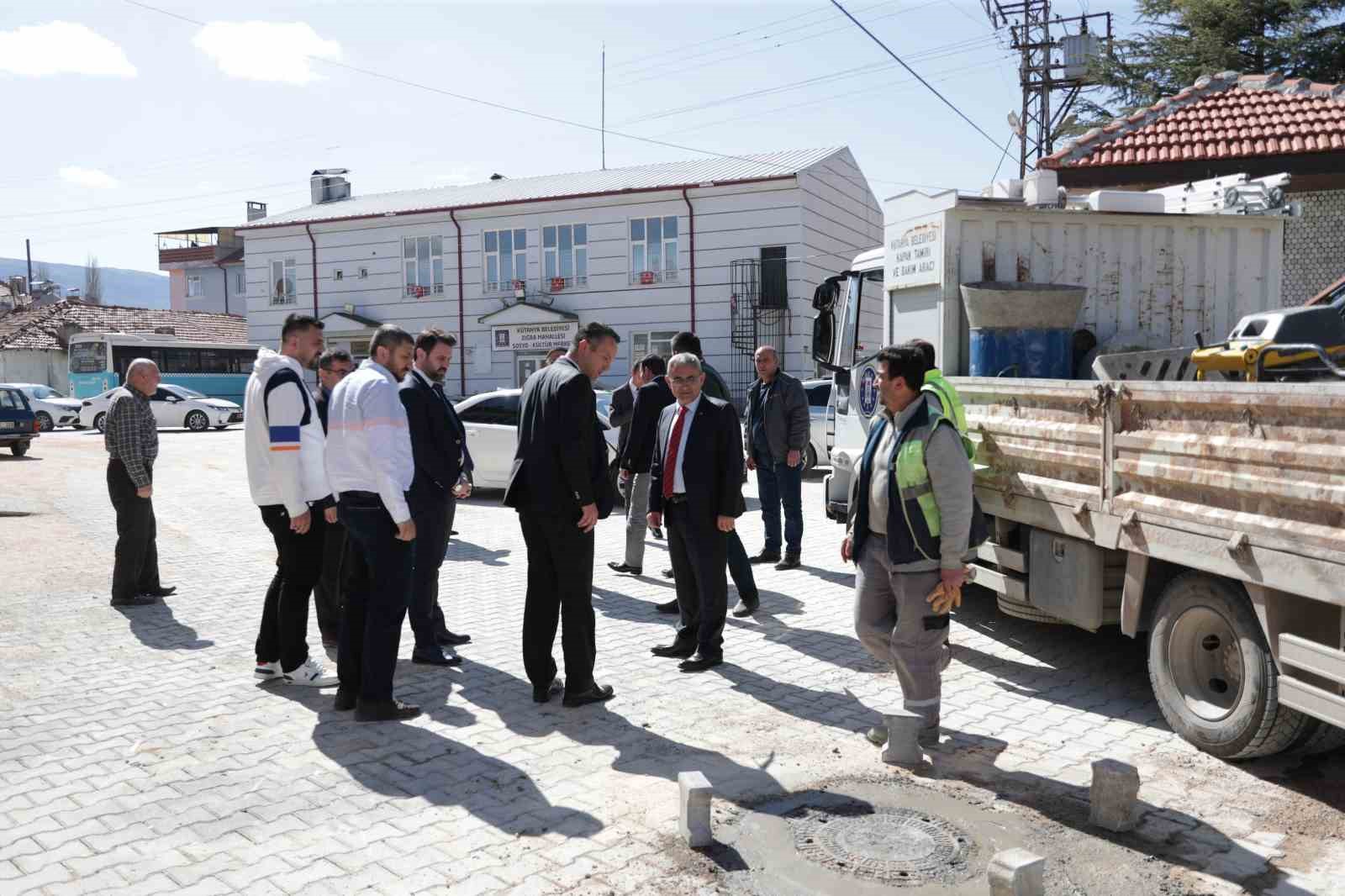 KÜTAHYA'NIN ZIĞRA MAHALLESİ'NE 4 BİN 500 METREKARE KİLİT TAŞI