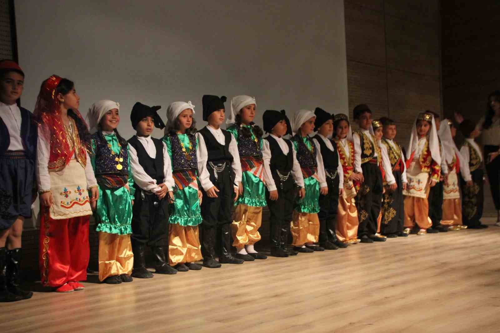 MUŞ'UN MALAZGİRT İLÇESİNDE 23 NİSAN ULUSAL EGEMENLİK VE ÇOCUK BAYRAMI