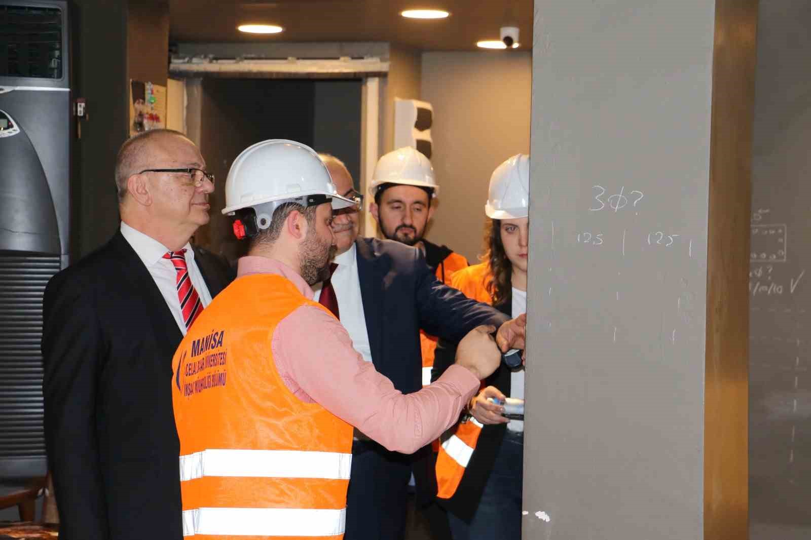 MANİSA BÜYÜKŞEHİR BELEDİYE BAŞKANI CENGİZ ERGÜN VE MANİSA CELAL BAYAR