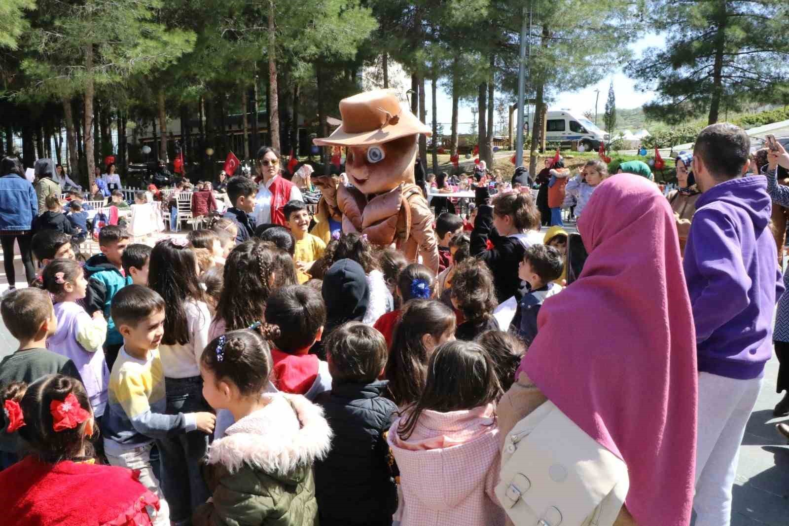 MARDİN VALİLİĞİ VE BÜYÜKŞEHİR BELEDİYESİ, RAMAZAN AYININ RUHUNU YAŞATMAK ADINA