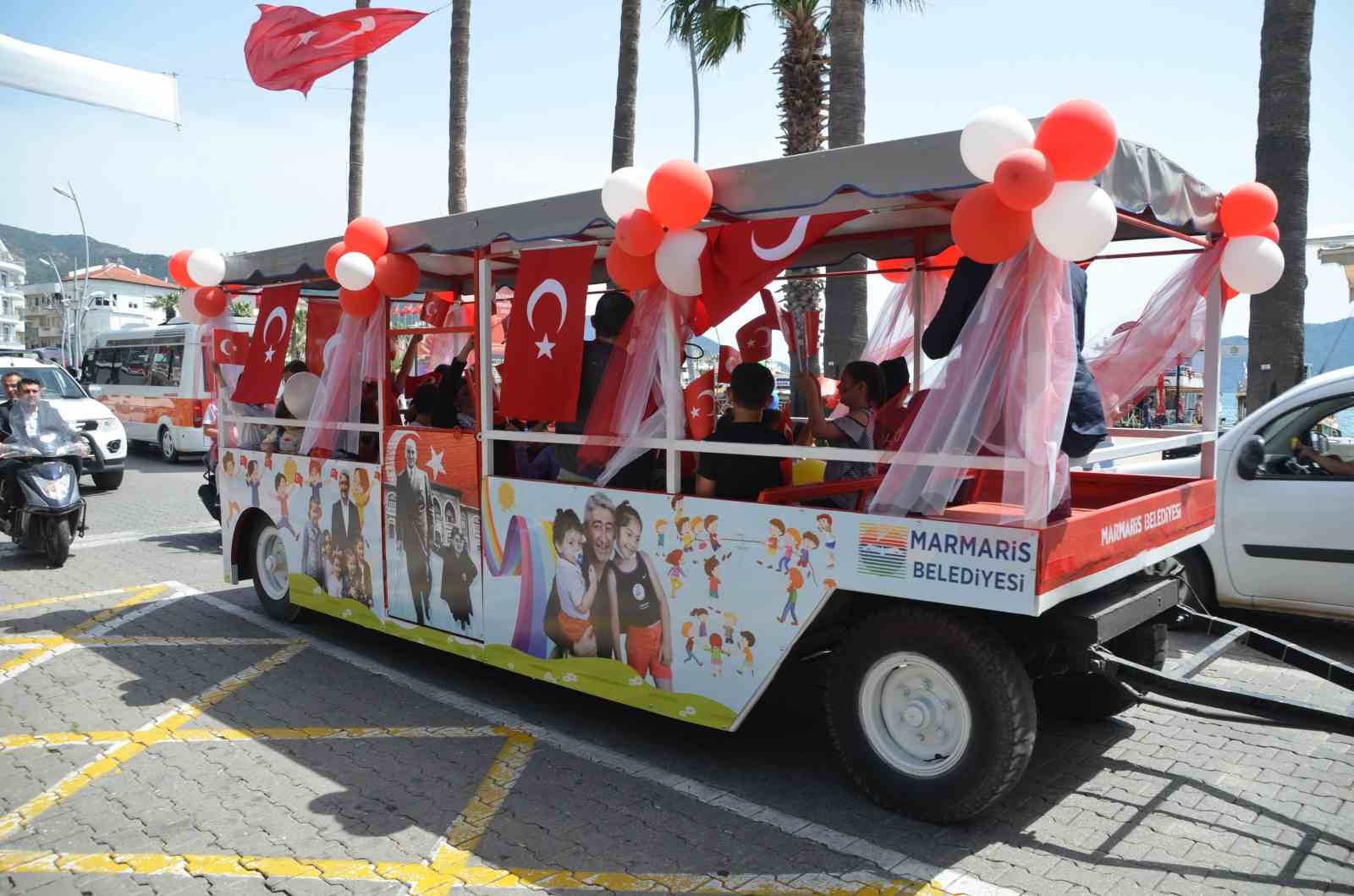 MUĞLA (İHA) - MARMARİS BELEDİYESİ 23 NİSAN ULUSAL EGEMENLİK VE