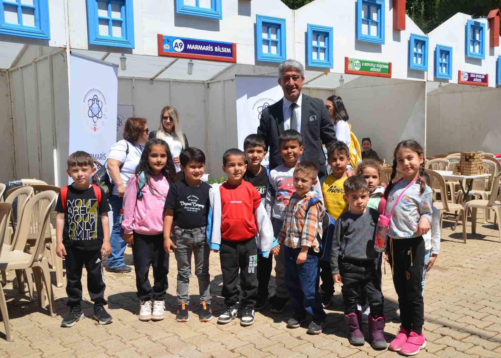 CUMHURİYET’İN 100. YILINI BİLİMLE DE KUTLAYAN MARMARİS BELEDİYESİ’NİN DÜZENLEDİĞİ BİLİM