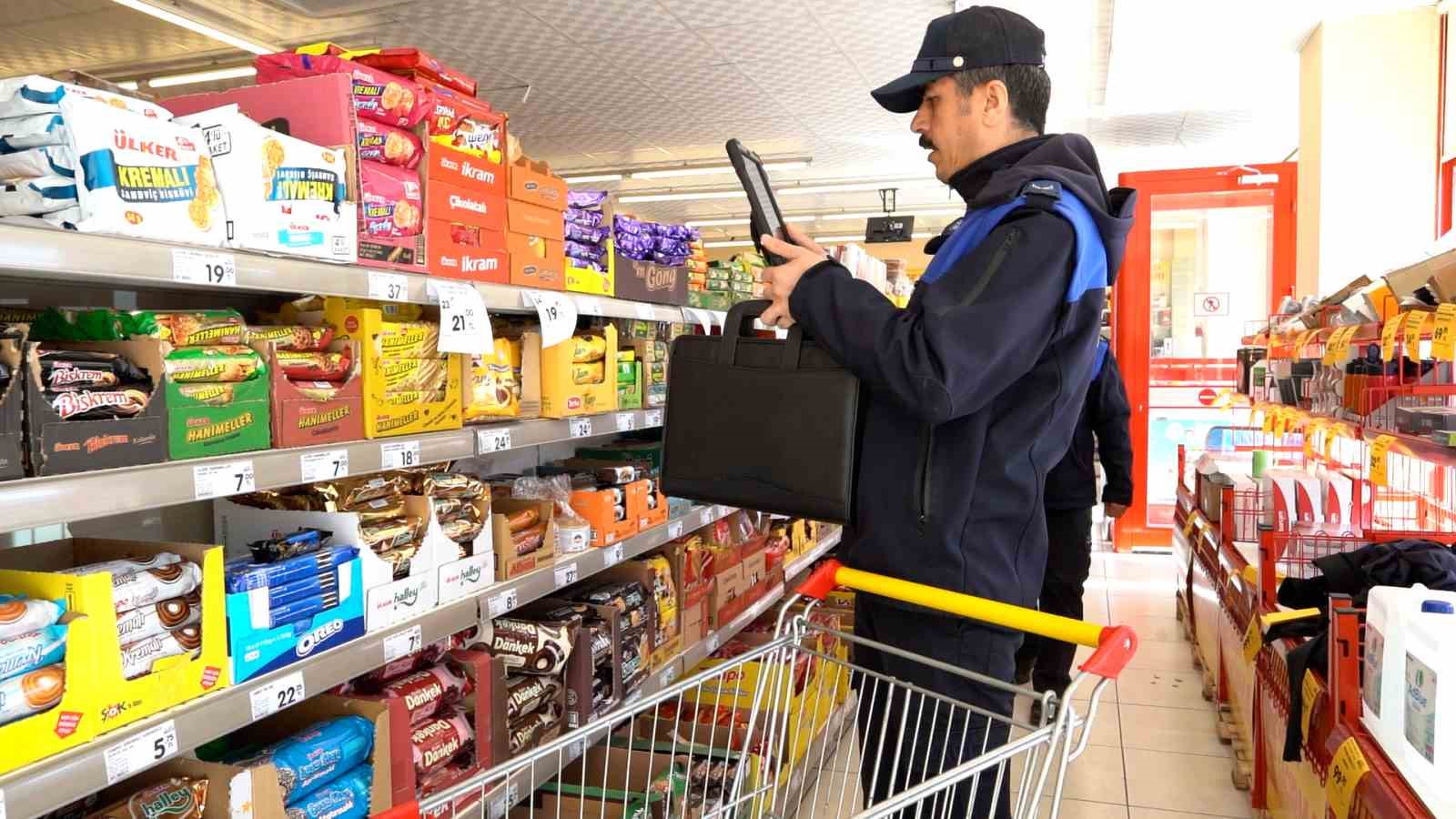 MELİKGAZİ BELEDİYESİ ZABITA EKİPLERİ, MARKETLERDE VE PAZAR YERLERİNDE RAMAZAN BAYRAMI