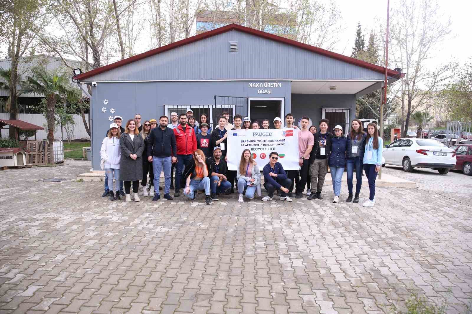 ERASMUS+ GENÇLİK DEĞİŞİMİ PROJESİ İLE 5 ÜLKEDEN MERKEZEFENDİ’YE GELEN 35