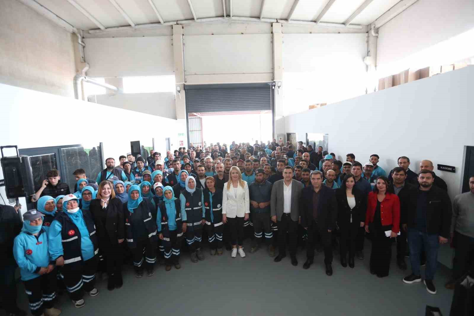 MERKEZEFENDİ BELEDİYE BAŞKANI ŞENİZ DOĞAN, RAMAZAN BAYRAMI ÖNCESİ ÇALIŞMA ARKADAŞLARI