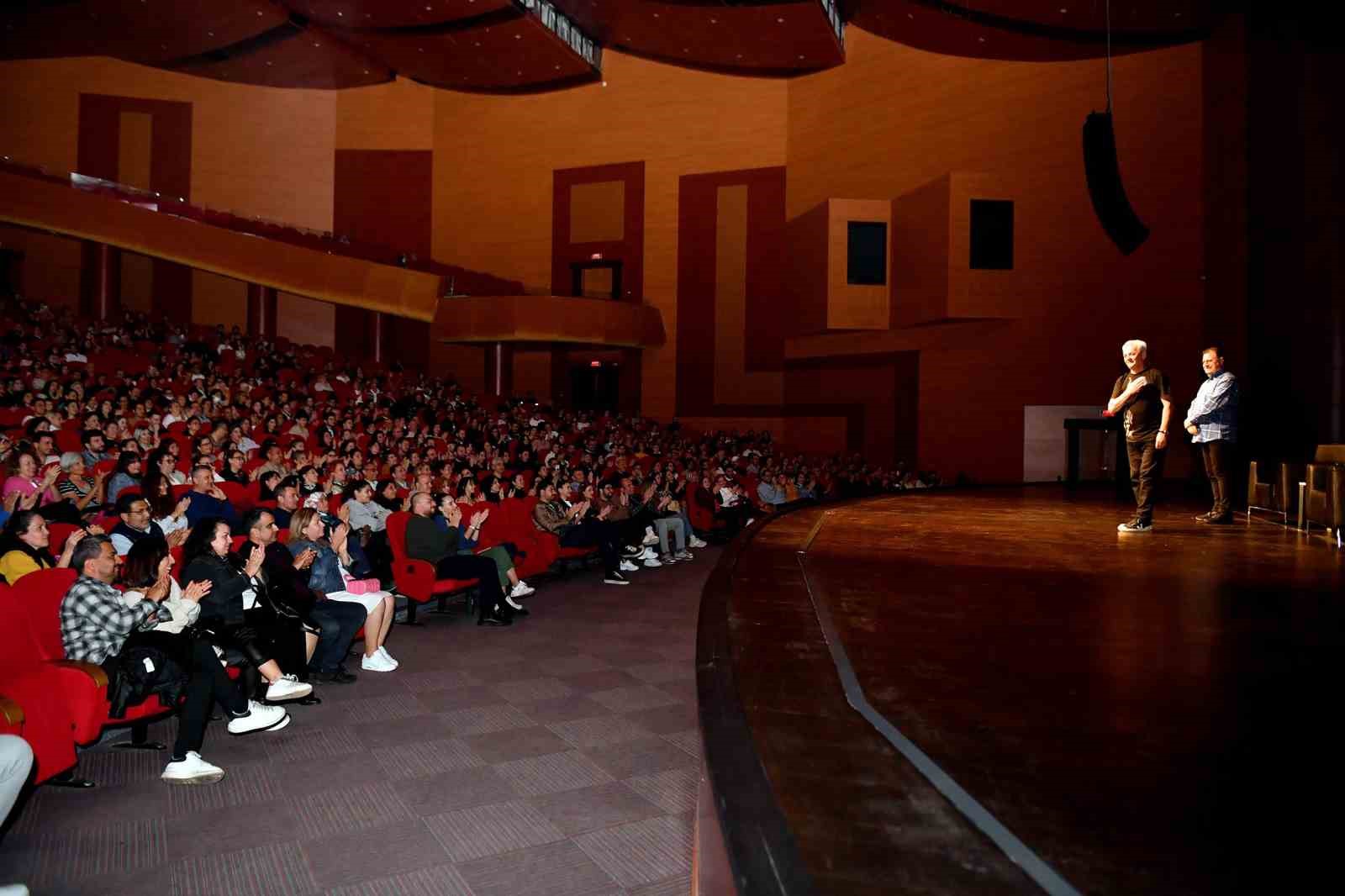 MERSİN BÜYÜKŞEHİR BELEDİYESİ, TİYATRO SANATÇISI VE OYUNCU ZAFER ALGÖZ İLE