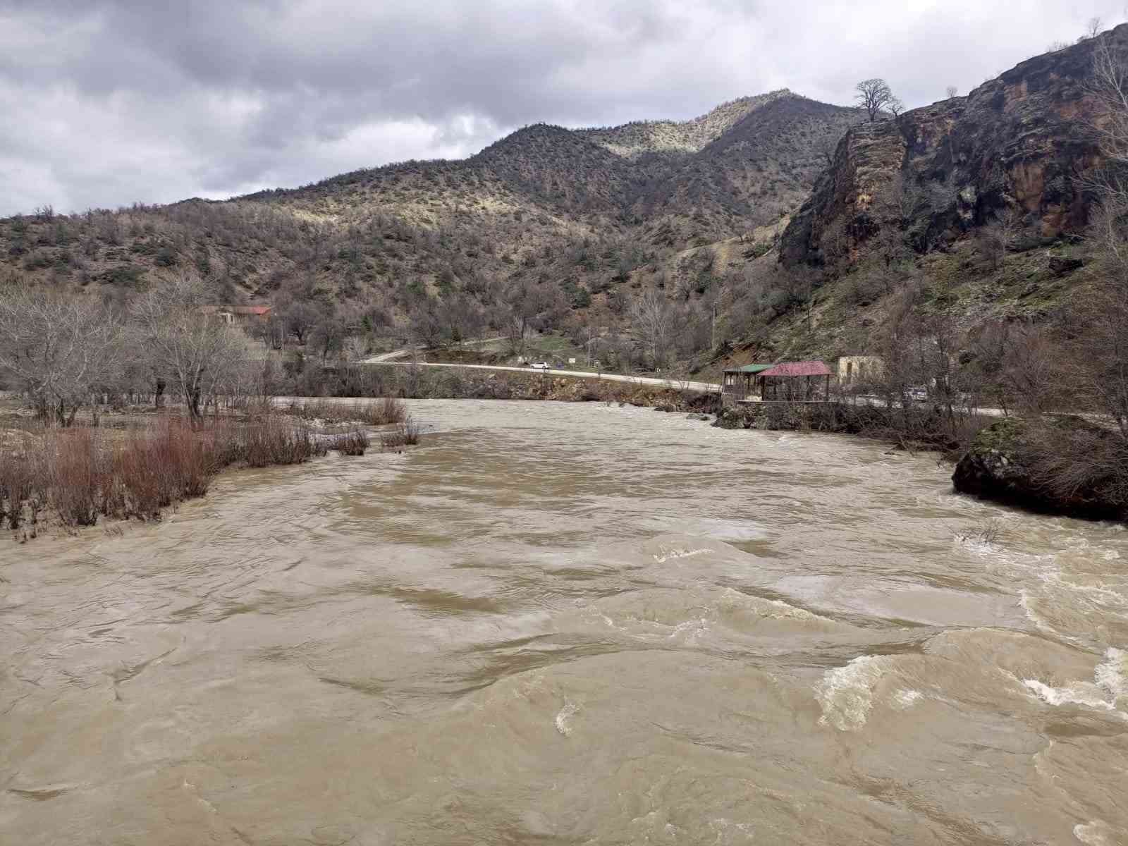METEOROLOJİ, TUNCELİ İÇİN PERŞEMBE VE CUMA GÜNÜ İÇİN KUVVETLİ SAĞANAK