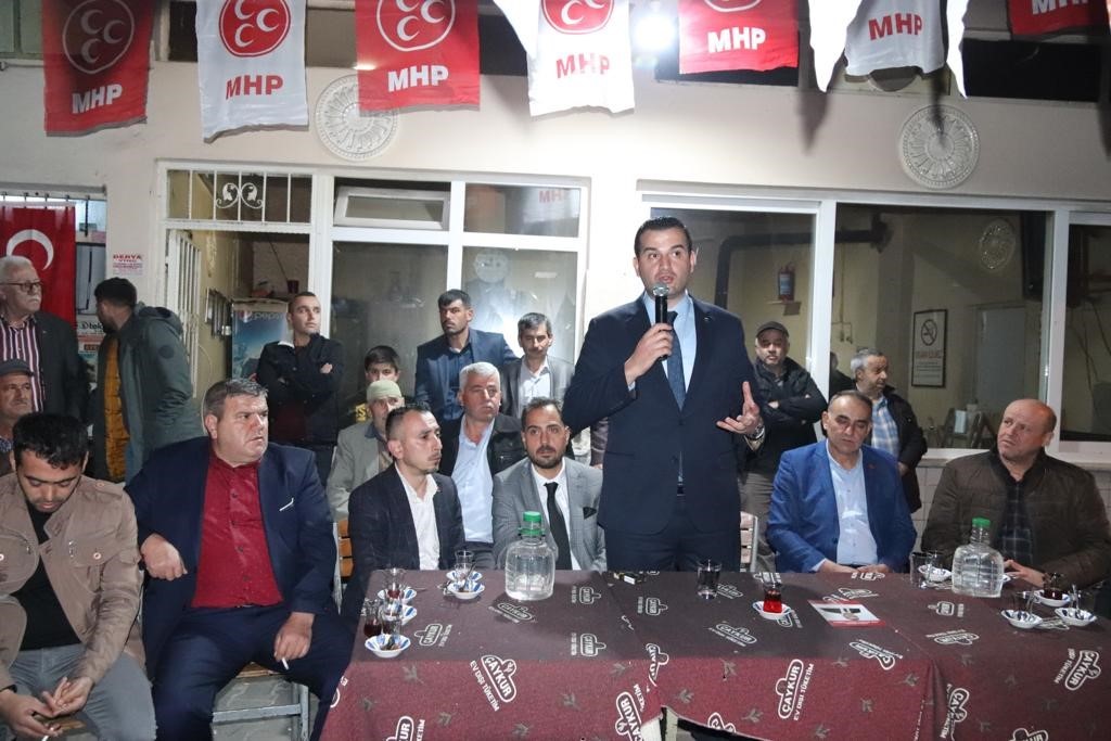 MHP’Lİ PEHLİVAN, KÖŞK’ÜN KALBİNİ FETHETTİ