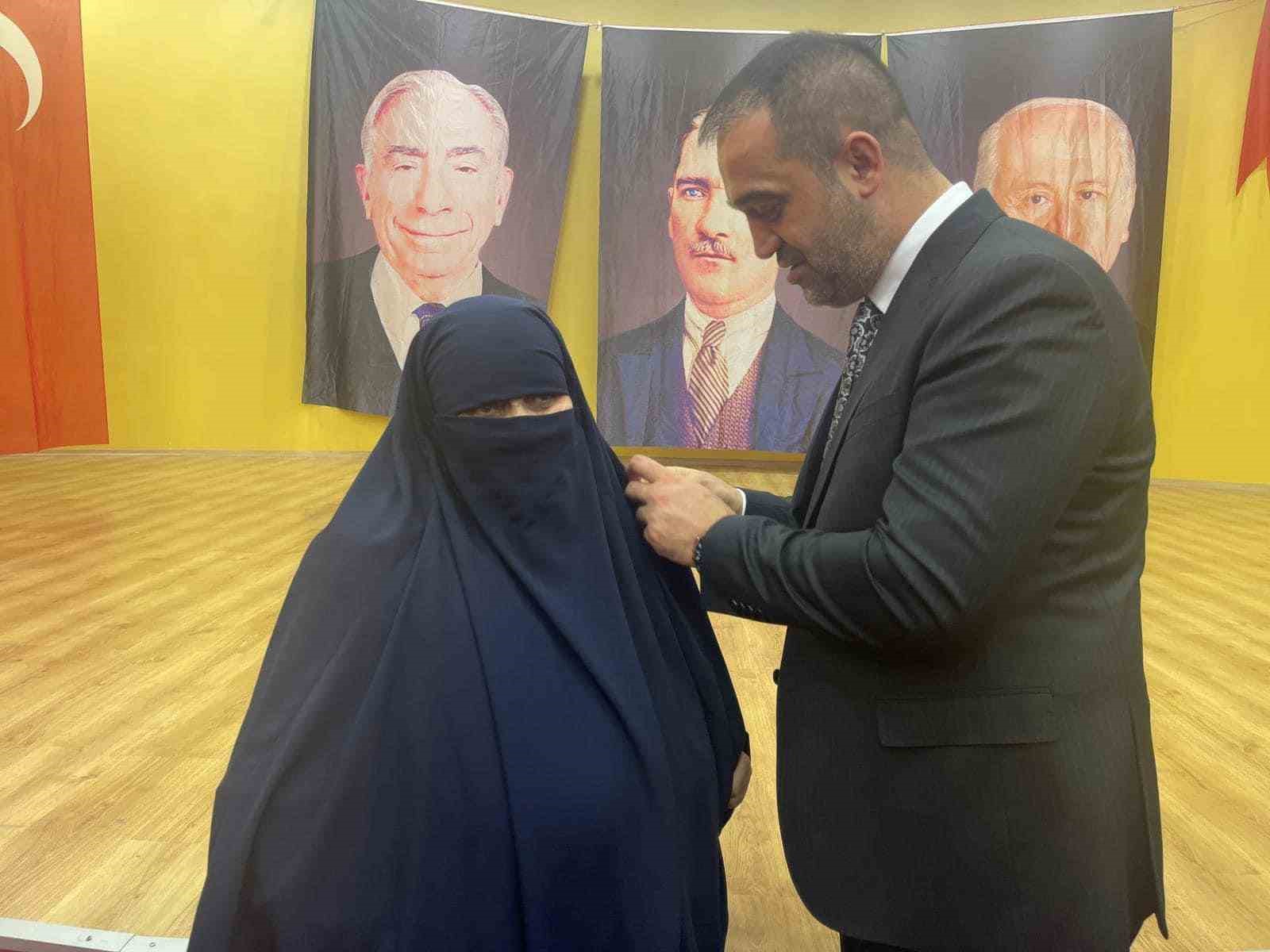 MİLLİYETÇİ HAREKET PARTİSİ’NE (MHP) ERZURUM’DA KATILIMLAR SÜRÜYOR.