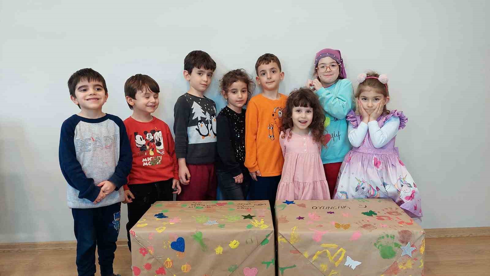 MİNİK ÖĞRENCİLERDEN ANLAMLI YARDIM