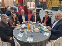 &nbsp; Önceki dönem Bandırma Belediye Başkanı Dursun Mirza 500 kişilik