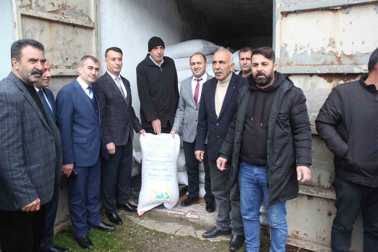 MUŞ’TA ‘ARAZİLERİNİN KULLANIMININ ETKİNLEŞTİRİLMESİ PROJESİ (TAKEP)’ ÇERÇEVESİNDE ÇİFTÇİLERE NOHUT, YONCA