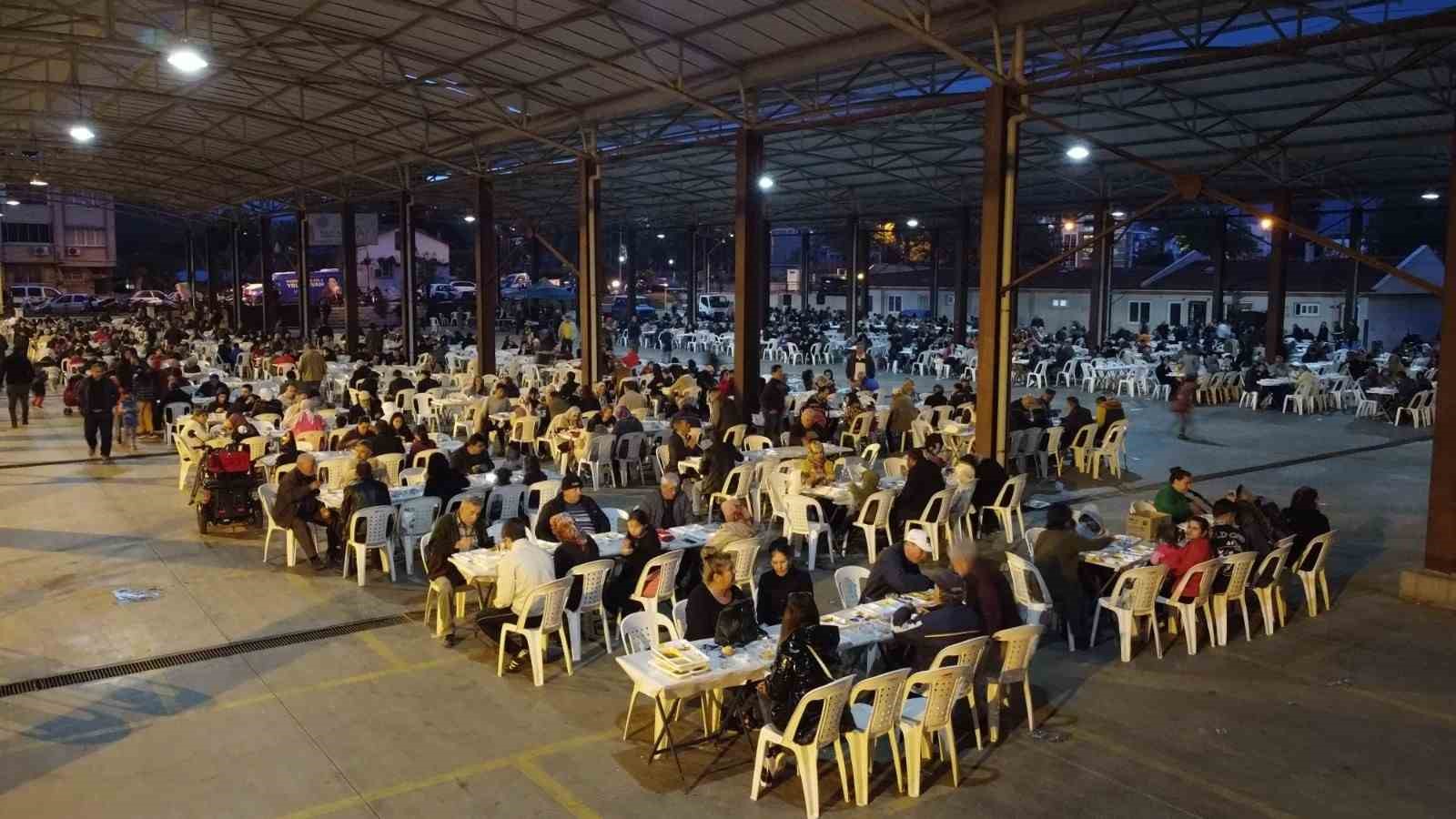 NAZİLLİ BELEDİYESİ TARAFINDAN RAMAZAN AYI DOLAYISIYLA DÜZENLENEN İFTAR PROGRAMLARININ SONUNCUSU