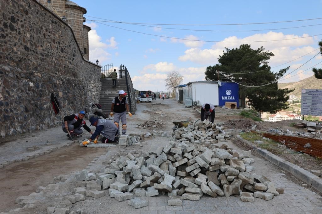 NEVŞEHİR BELEDİYE BAŞKANI DR. MEHMET SAVRAN, YAZ AYLARINDA KAHVECİ DAĞI