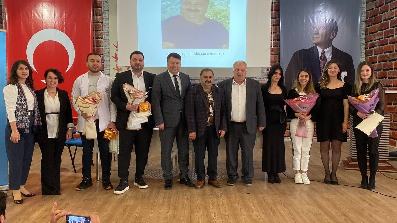 İŞKUR DÜZCE MÜDÜRLÜĞÜ TARAFINDIN DÜZENLENEN MESLEK ERBAPLARI PANELİNDE CUMHURİYET ANADOLU