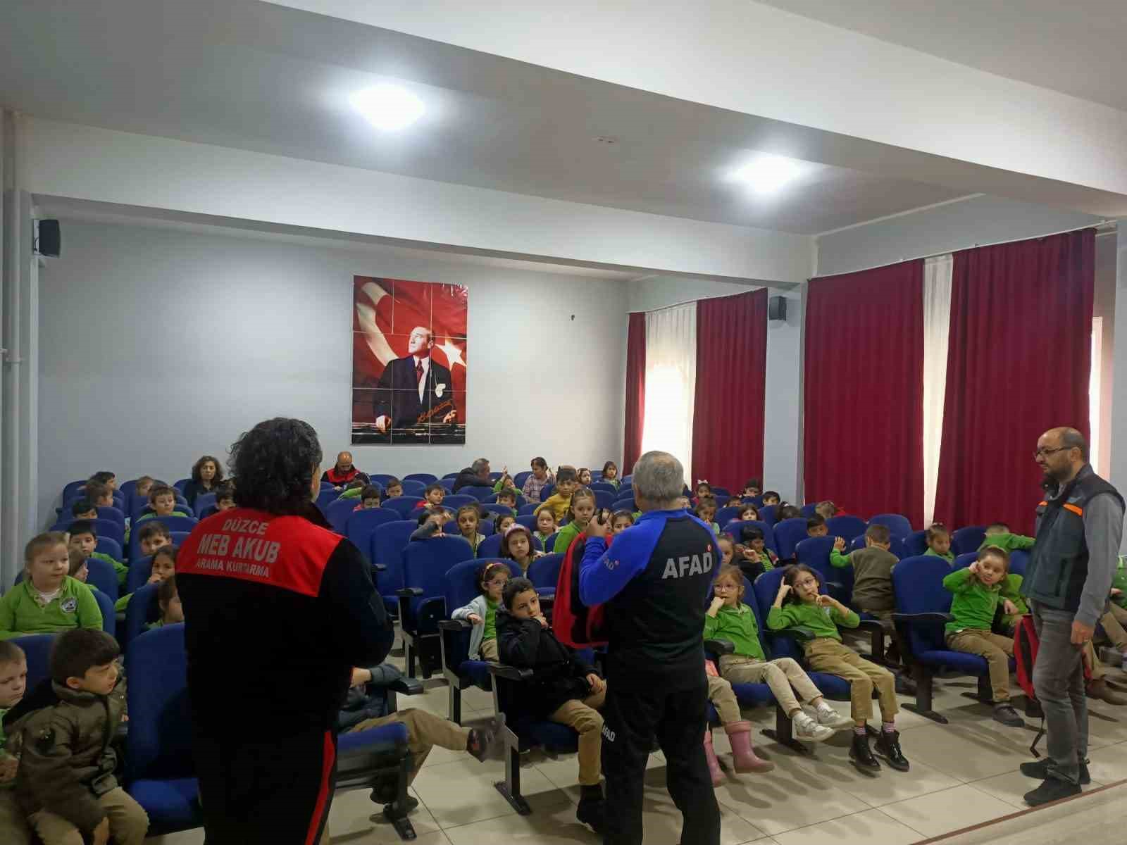 MİLLİ EĞİTİM BAKANLIĞI VE AFAD İŞBİRLİĞİNDE BAŞLATILAN 'OKULUM AFETE HAZIR'