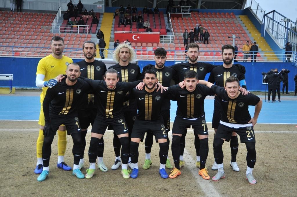 BÖLGESEL AMATÖR LİG 6. GRUPTA MÜCADELE EDEN TALASGÜCÜ BELEDİYESPOR LİGİN