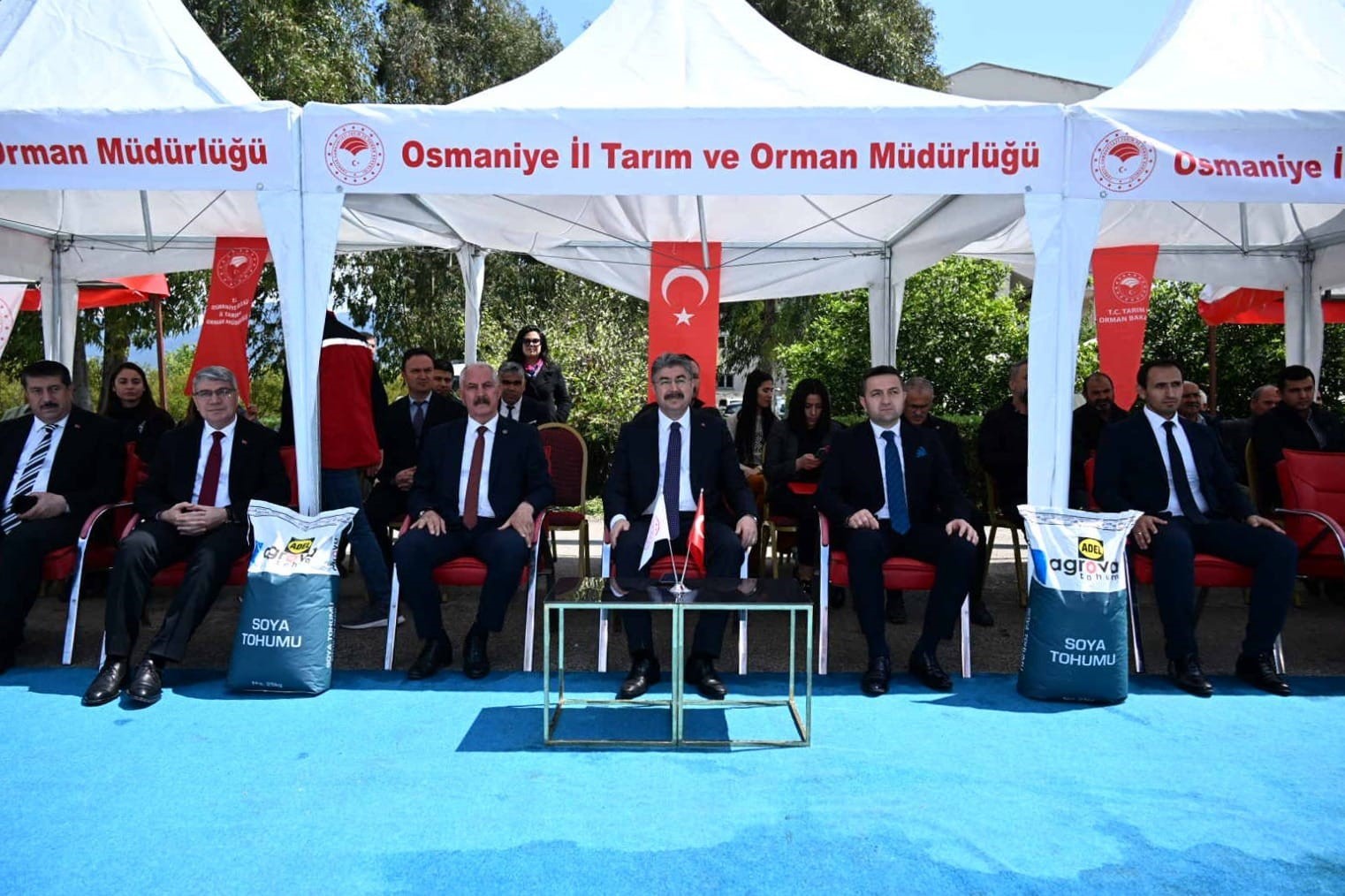 OSMANİYE’DE TARIM ARAZİLERİNİN KULLANIMININ ETKİNLEŞTİRİLMESİ PROJESİ ÇERÇEVESİNDE, 207 ÇİFTÇİYE SOYA