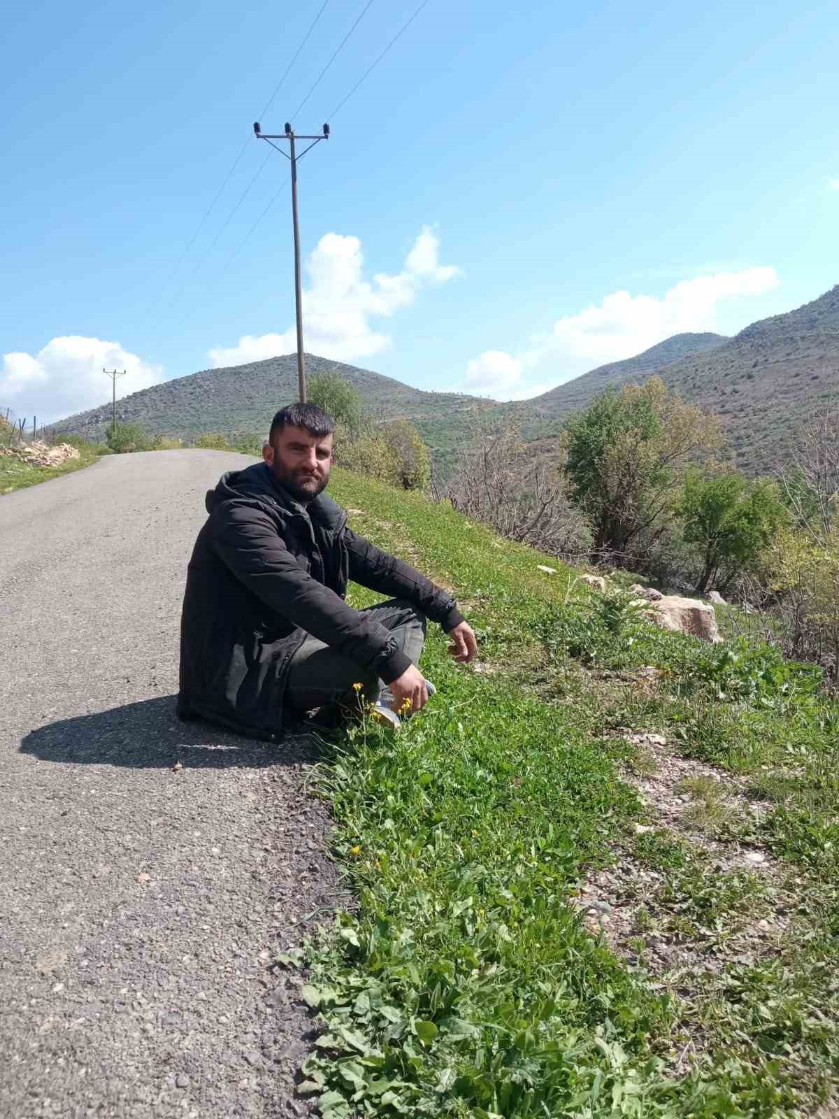 BATMAN'IN GERCÜŞ İLÇESİ SEKİ KÖYÜNDEKİ 27 YAŞINDAKİ RIDVAN IŞIK'I, OT