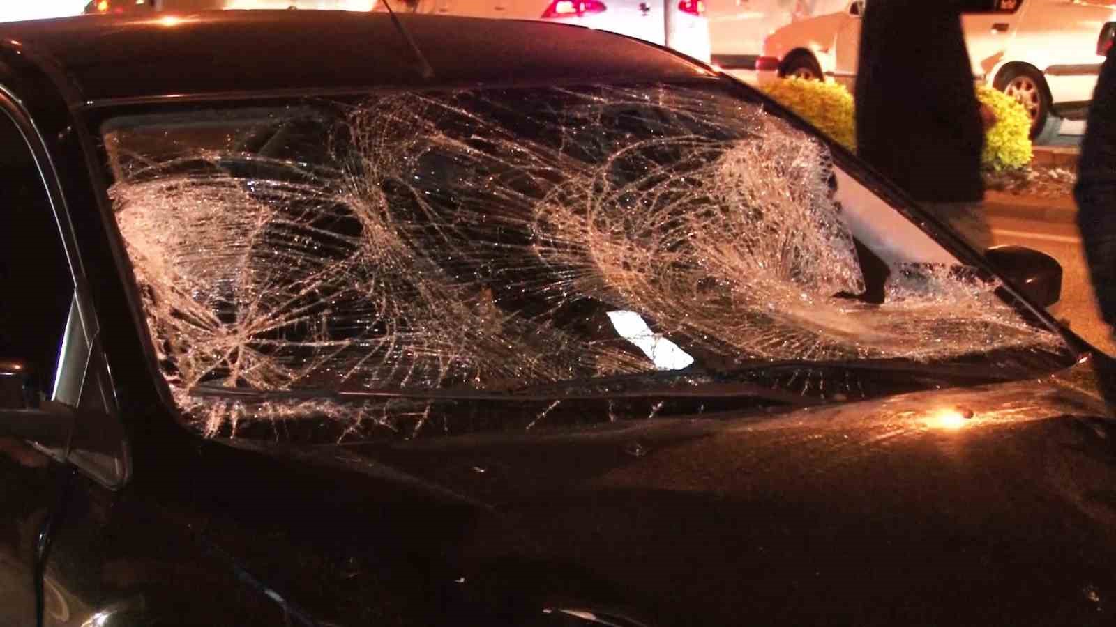 DENİZLİ’DE OTOMOBİLİN ÇARPMASI SONUCU 16 YAŞINDAKİ ÇOCUK VE YANINDA BULUNAN
