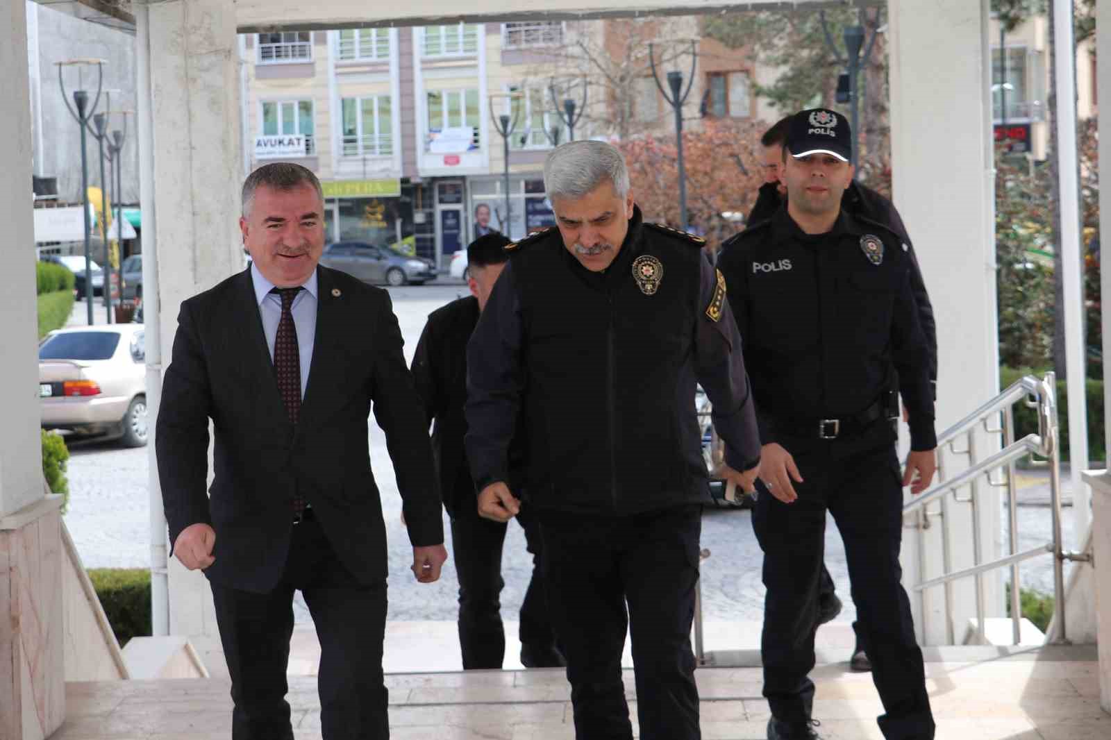 SAMSUN İL EMNİYET MÜDÜRÜ NİHAT ÖZEN HAVZA BELEDİYE BAŞKANI SEBAHATTİN