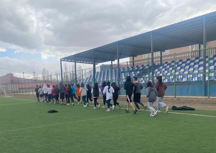 VAN’DA İLÇE GENÇLİK VE SPOR MÜDÜRLÜKLERİ BÜNYESİNDE AÇILAN POLİS ÖZEL