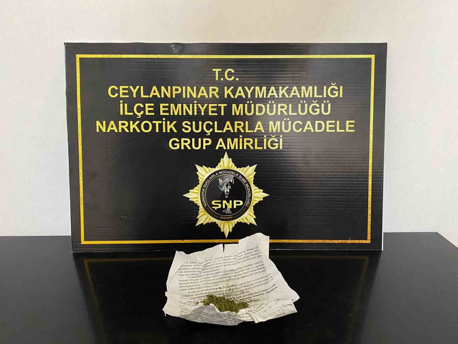 POLİSTEN UYUŞTURUCU SERASINA