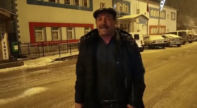 ARDAHAN’IN POSOF İLÇESİNDE NİSAN AYINDA YAĞAN KAR POSOFLULARI ŞAŞIRTTI.