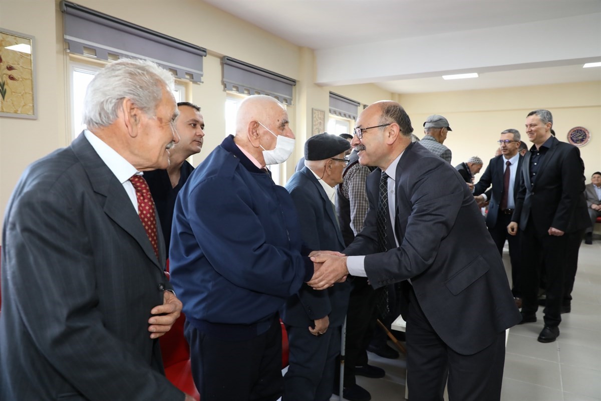 PROTOKOLDEN BAYRAM ZİYARETLERİ