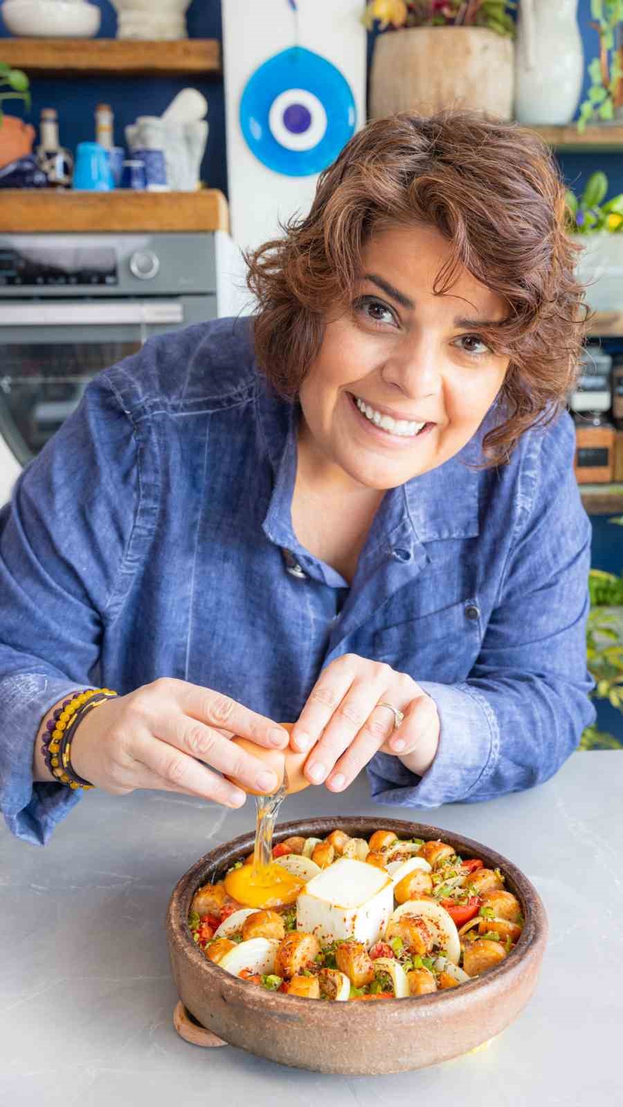 GETİRÇARŞI, RAMAZAN BOYUNCA ÜNLÜ YEMEK YAZARI, YOUTUBER VE TV PROGRAMCISI