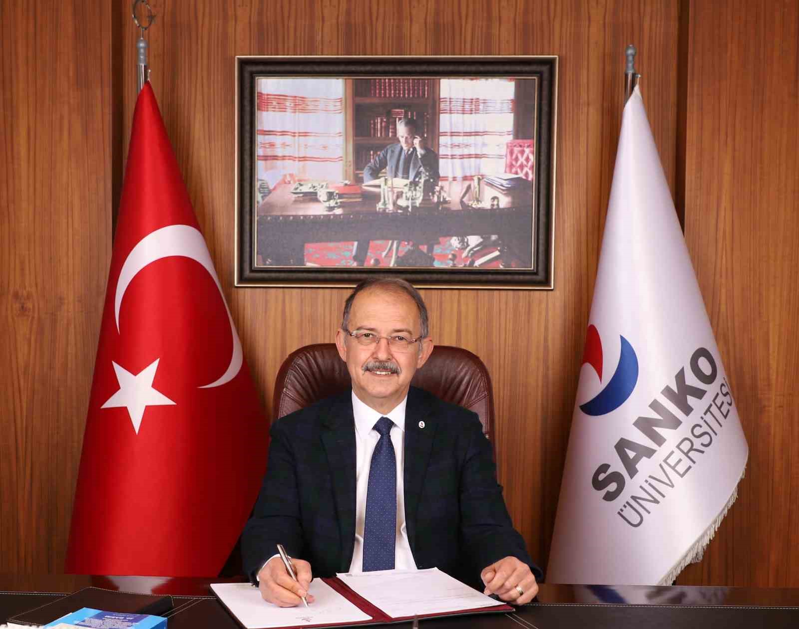 SANKO ÜNİVERSİTESİ REKTÖRÜ PROF. DR. GÜNER DAĞLI, RAMAZAN BAYRAMI NEDENİYLE