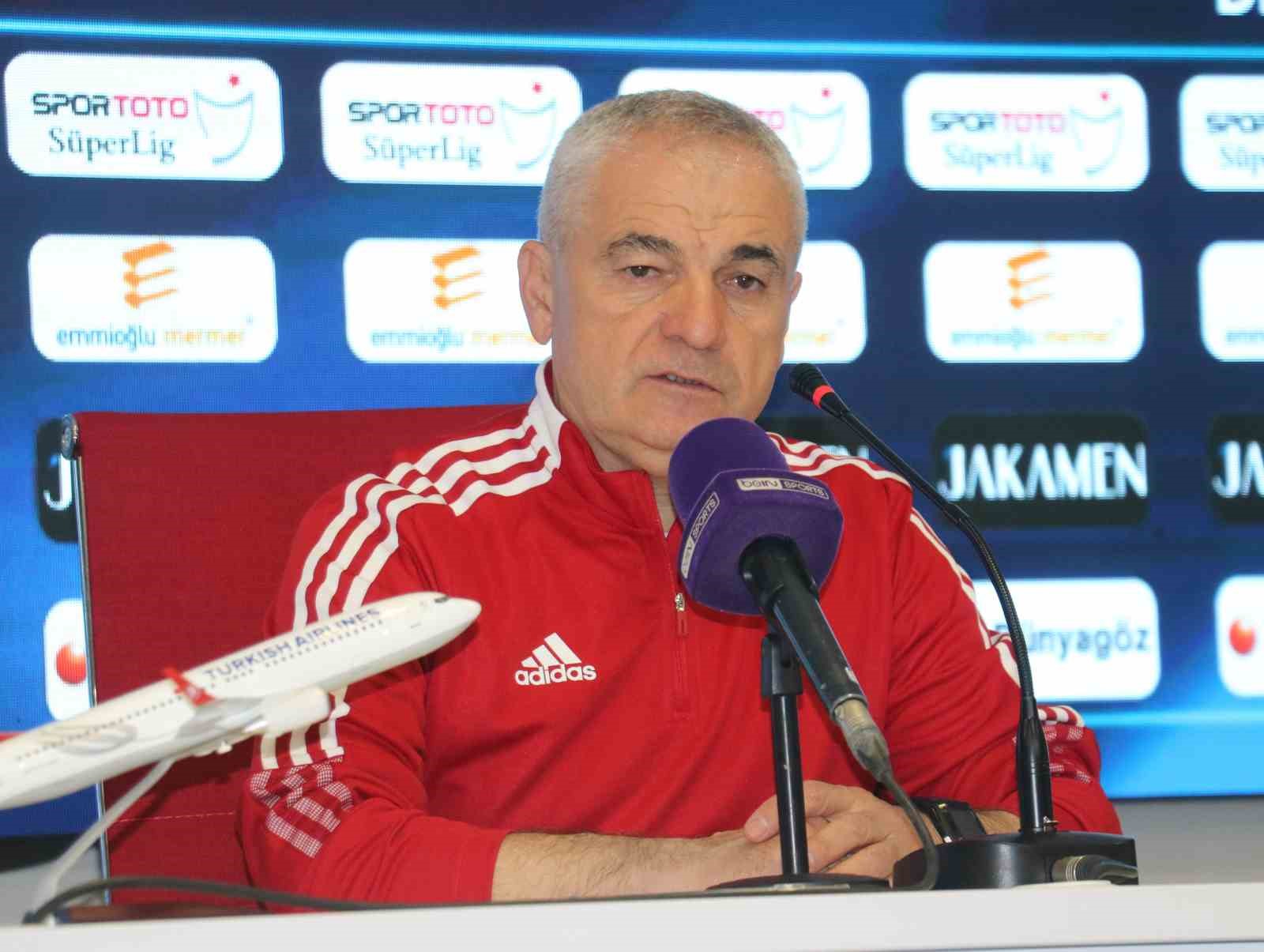 DG SİVASSPOR’DA TEKNİK DİREKTÖRÜ RIZA ÇALIMBAY, BAŞAKŞEHİR MAÇINDAN SONRA YAPTIĞI