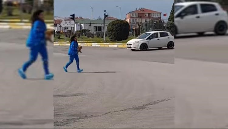EDİRNE'NİN UZUNKÖPRÜ İLÇESİNDE UZUNKÖPRÜ DEVLET HASTANESİ EVDE SAĞLIK HİZMETLERİ BİRİMİ'NDE
