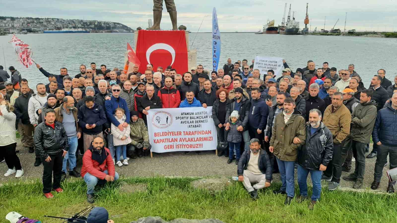 SAMSUN'DA BALIK TUTMAK İSTEDİKLERİ KIYI ALANLARINDA HER GEÇEN GÜN YENİ