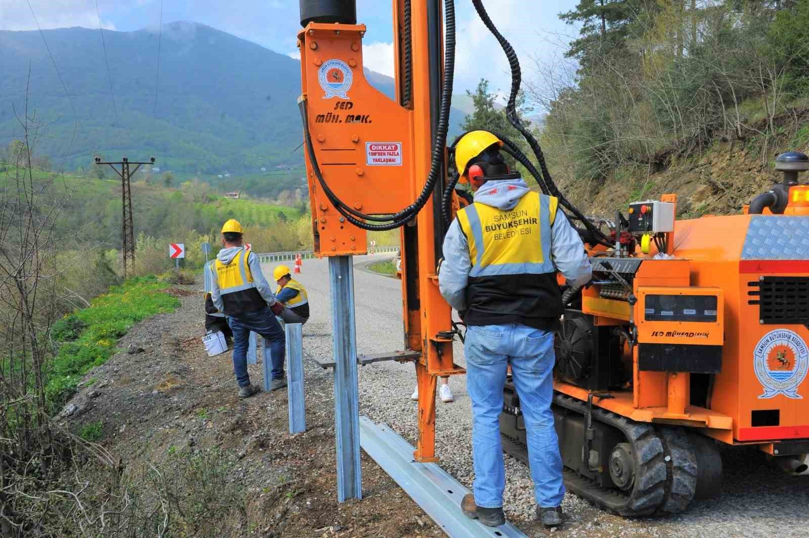 DAHA ÖNCE HİZMET ALIMI ŞEKLİNDE YAPILAN OTO KORKULUKLARIN MONTAJ İŞLEMİ