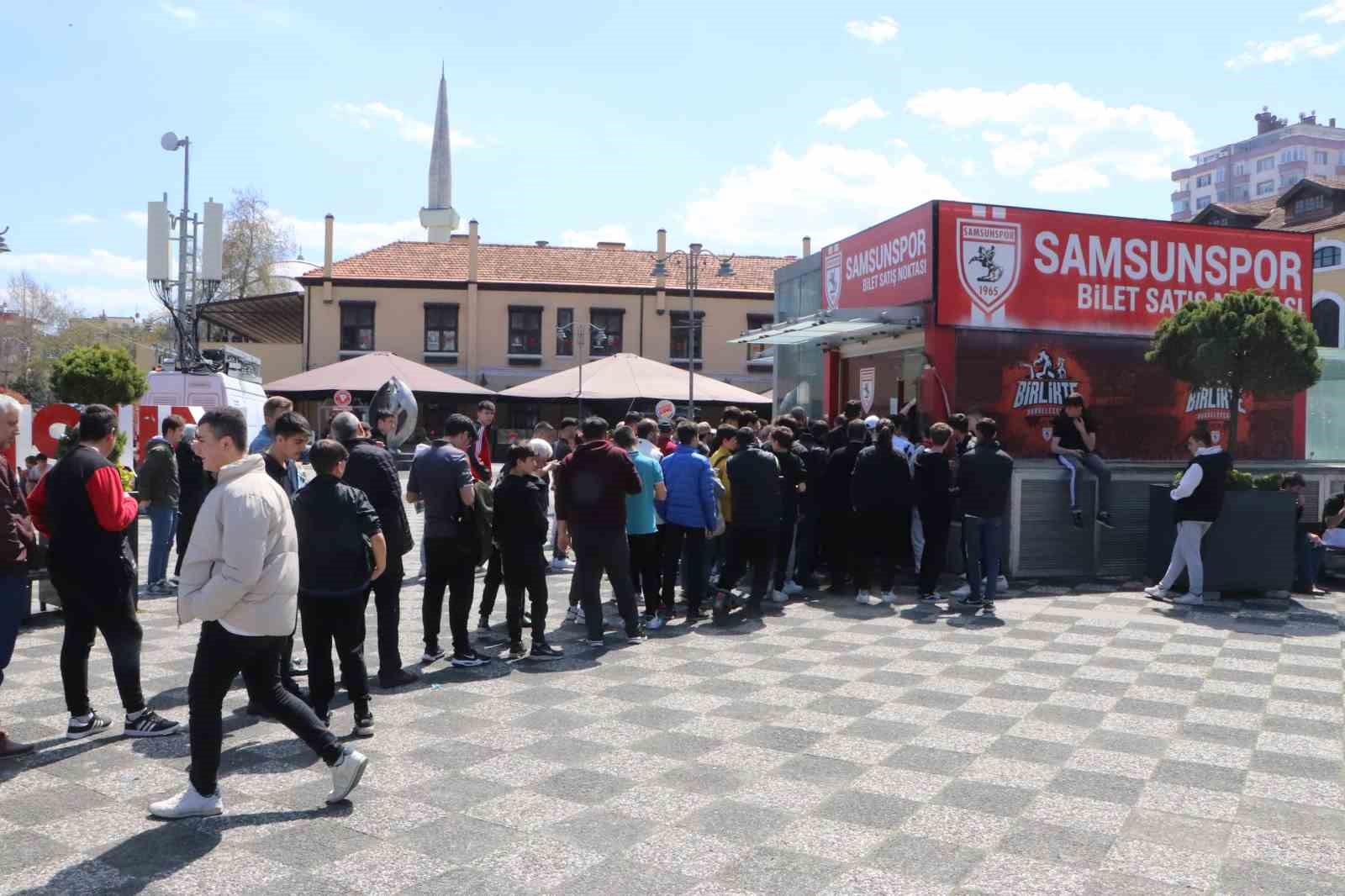 SPOR TOTO SÜPER LİG'E ÇIKMAYI GARANTİLEYEN SAMSUNSPOR'UN SAHASINDA YAPACAĞI ANKARA