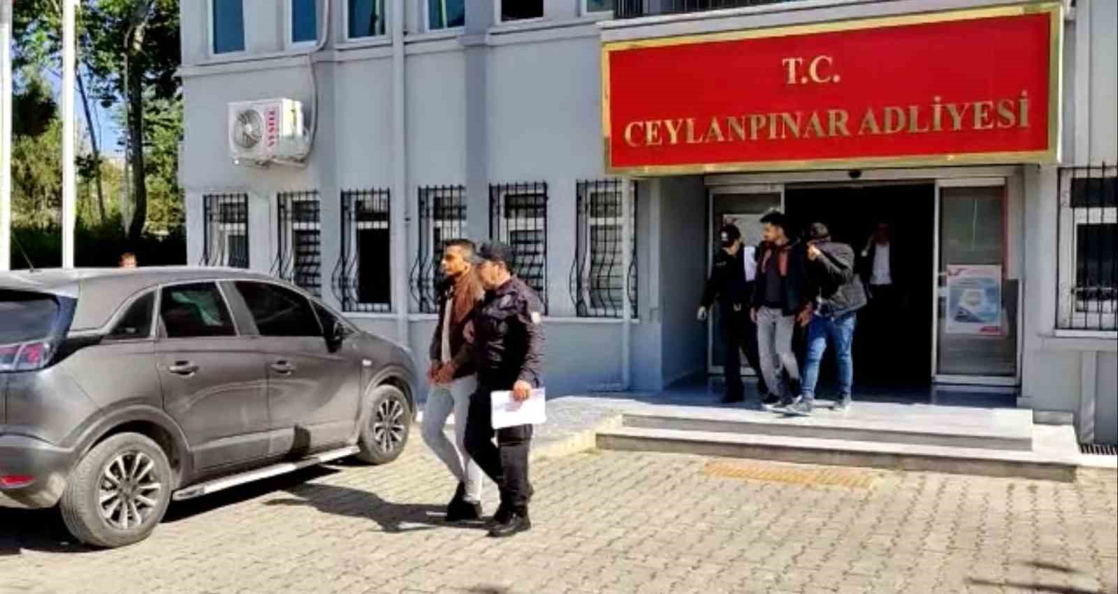 ŞANLIURFA CEYLANPINAR DEVLET HASTANESİNDE ÇIKAN TARTIŞMADA SAĞLIK GÖREVLİLERİNİ DARP ETTİKLERİ
