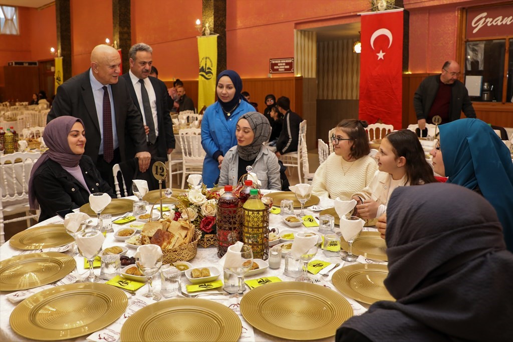 BAYBURT BELEDİYESİ TARAFINDAN ŞEHİT AİLELERİ, GAZİLER VE YETİM ÇOCUKLAR İÇİN