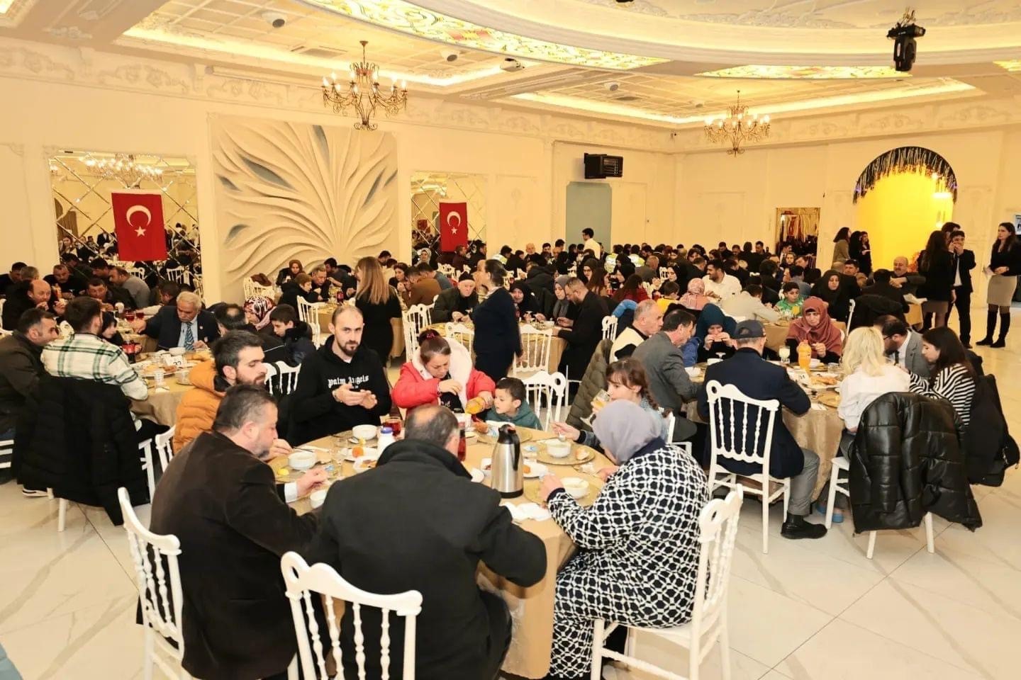 GEBZE BELEDİYESİ VE GEBZE KAYMAKAMLIĞI, ŞEHİT AİLELERİ VE GAZİLERİ İFTAR